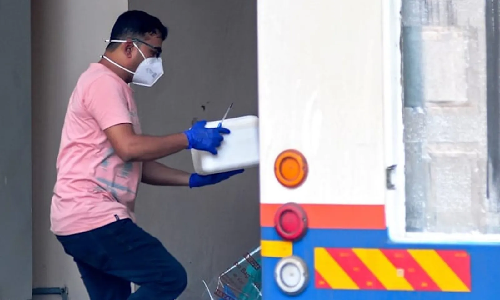 Ấn Độ báo động y tế sau khi có 19 ca tử vong do amip ăn não