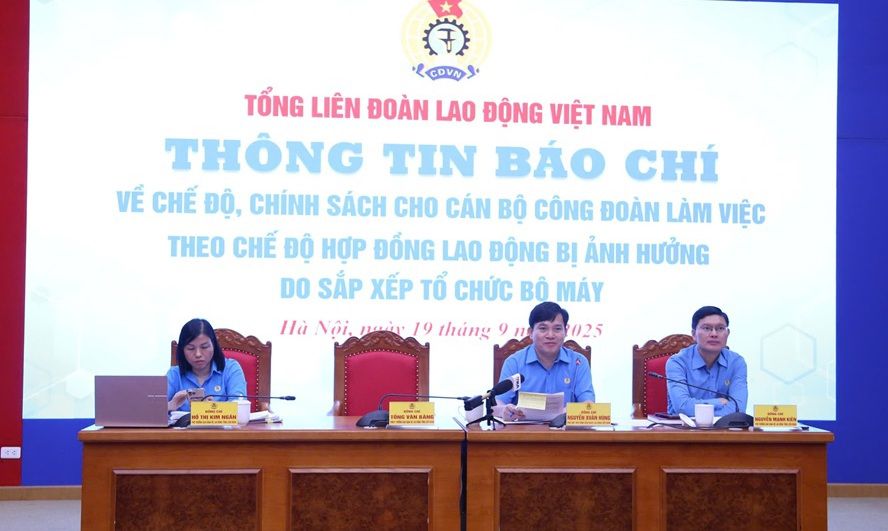 Chính phủ ban hành chính sách hỗ trợ cán bộ công đoàn chuyên trách theo Nghị quyết 07
