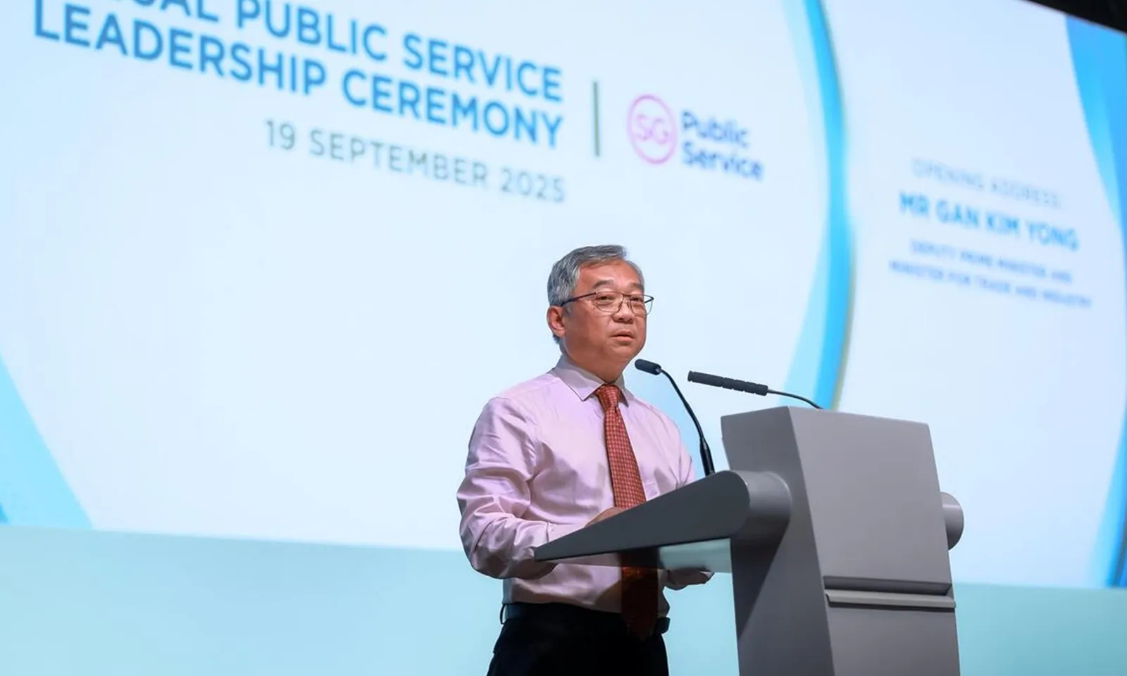 Singapore yêu cầu tất cả viên chức phải tham gia khóa học về AI