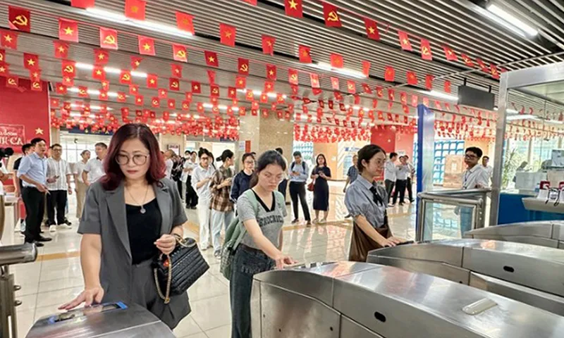 Áp dụng công nghệ sinh trắc học khách hàng đi metro Cát Linh - Hà Đông