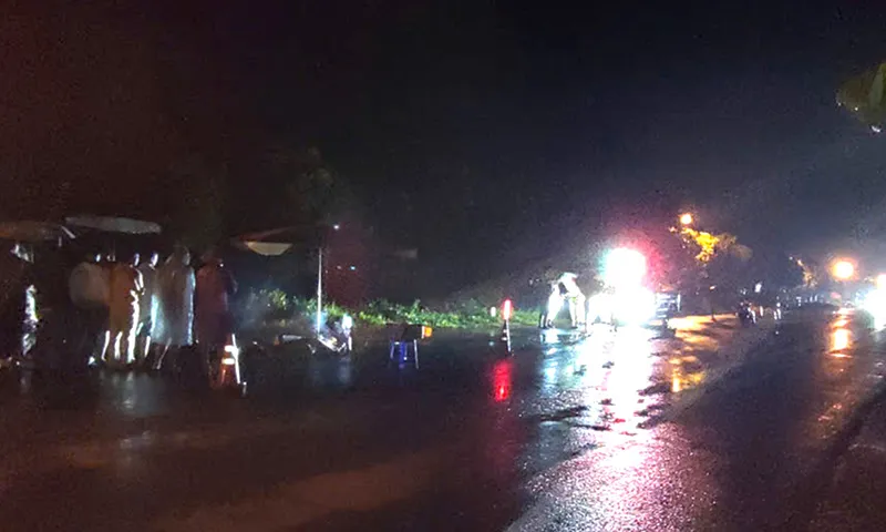 Xe tải gây tai nạn nghiêm trọng rồi rời khỏi hiện trường