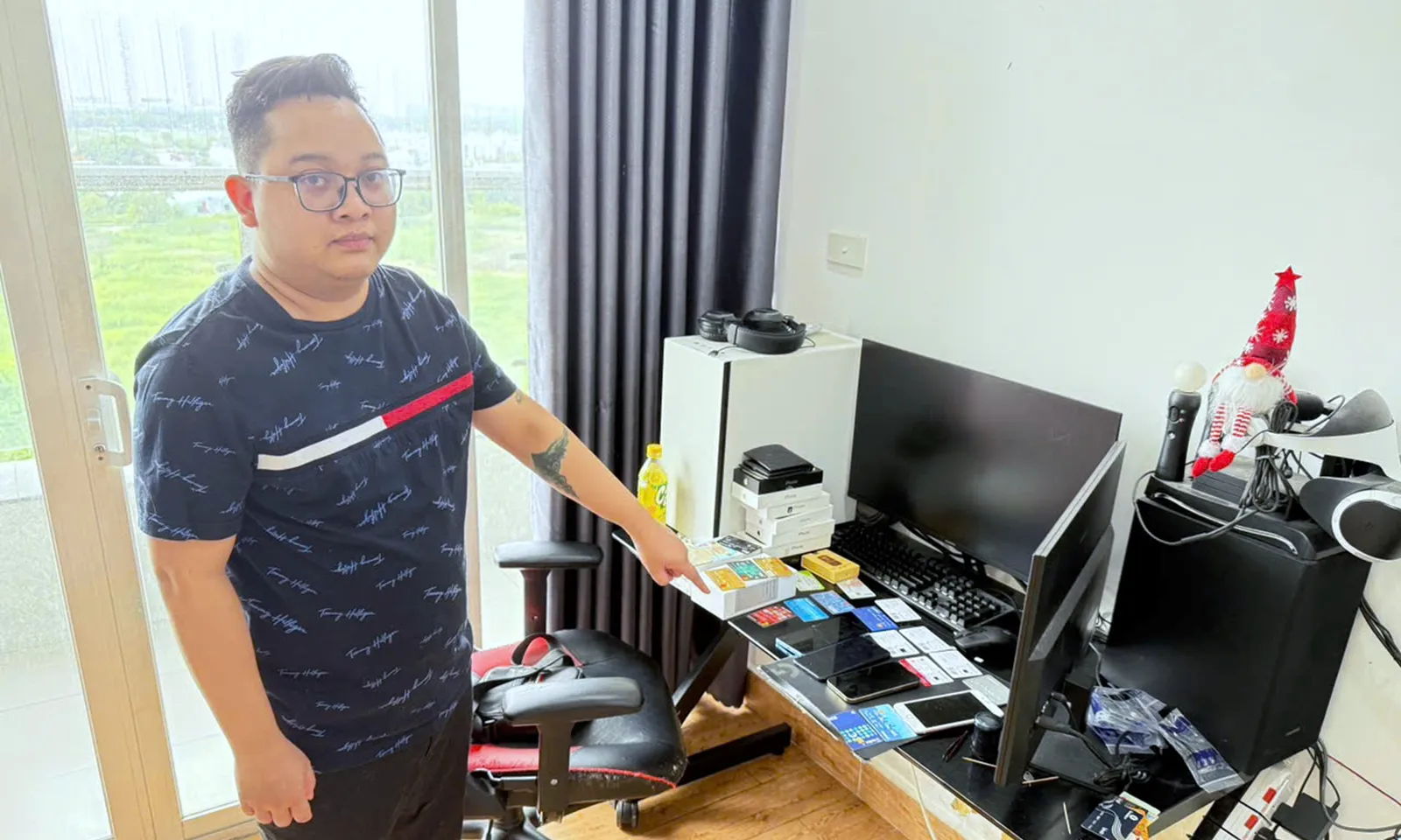 Khởi tố đối tượng lừa đảo rút tiền từ thẻ tín dụng 