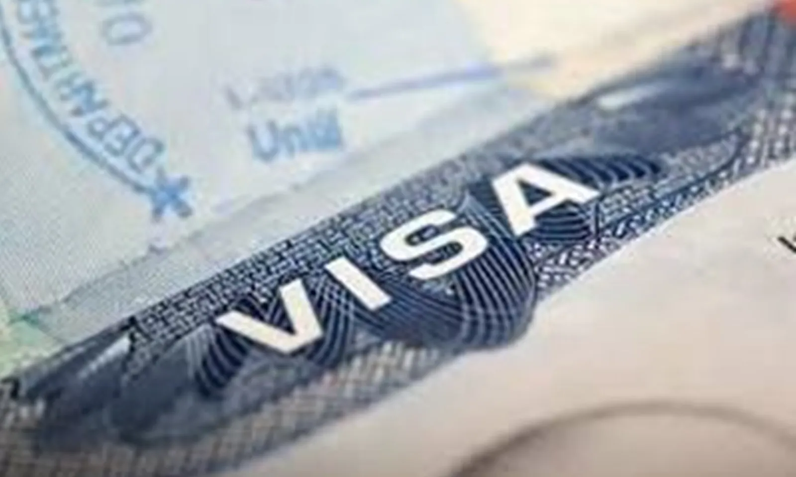 Mỹ dự kiến tăng lệ phí cấp thị thực lao động H-1B lên 100.000 USD