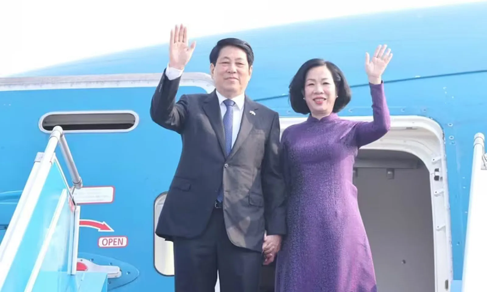 Chủ tịch nước Lương Cường lên đường sang Mỹ dự phiên họp cấp cao Liên Hiệp Quốc