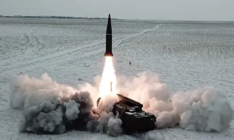 Ukraine hứng chịu cuộc tấn công lớn trong đêm