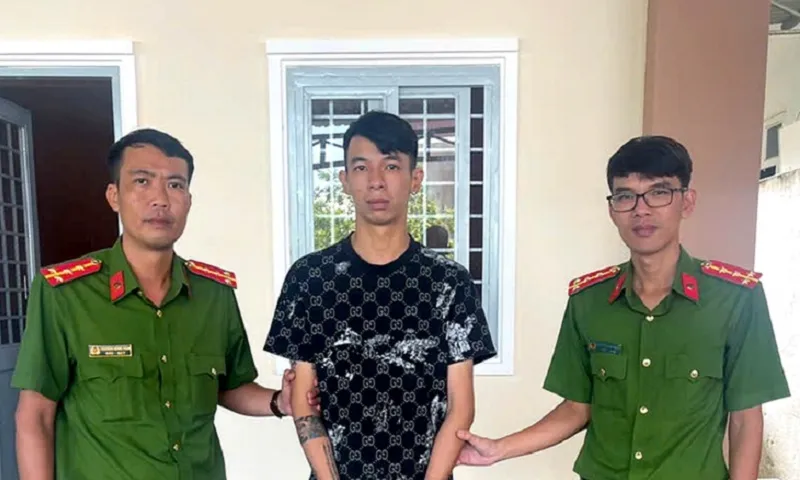 Cần Thơ: Bắt giữ thanh niên đâm trọng thương tài xế xe ôm để cướp tài sản 