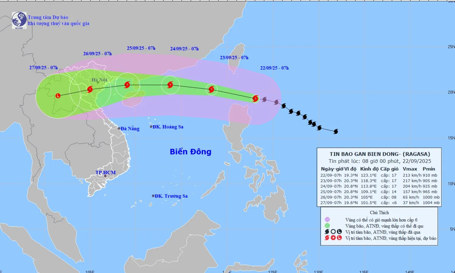 Siêu bão Ragasa tăng cấp nhanh, cảnh báo rủi ro thiên tai cấp 4
