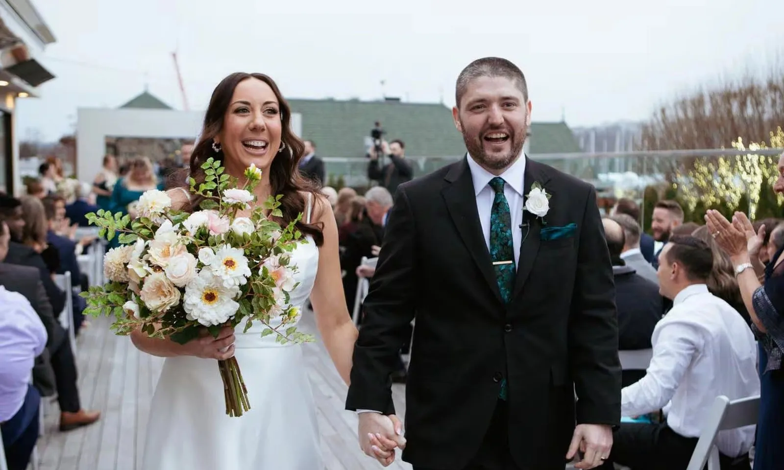 Vì sao  hôn nhân ngày càng đắt đỏ tại Mỹ?