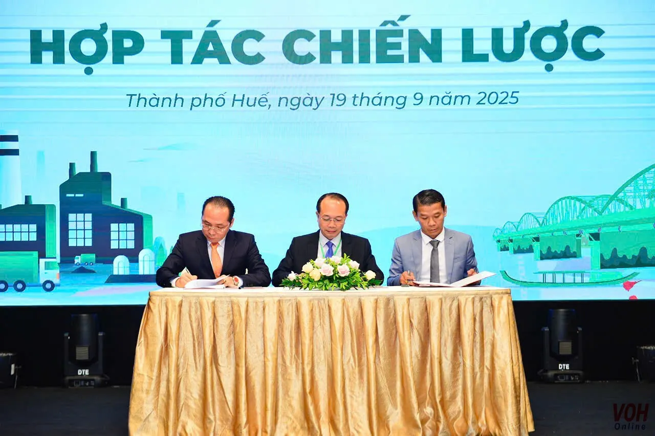 tp-hue-futa-group-va-kim-long-motor-hop-tac-xay-dung-do-thi-di-san-cong-nghiep-hien-dai_20250921102355