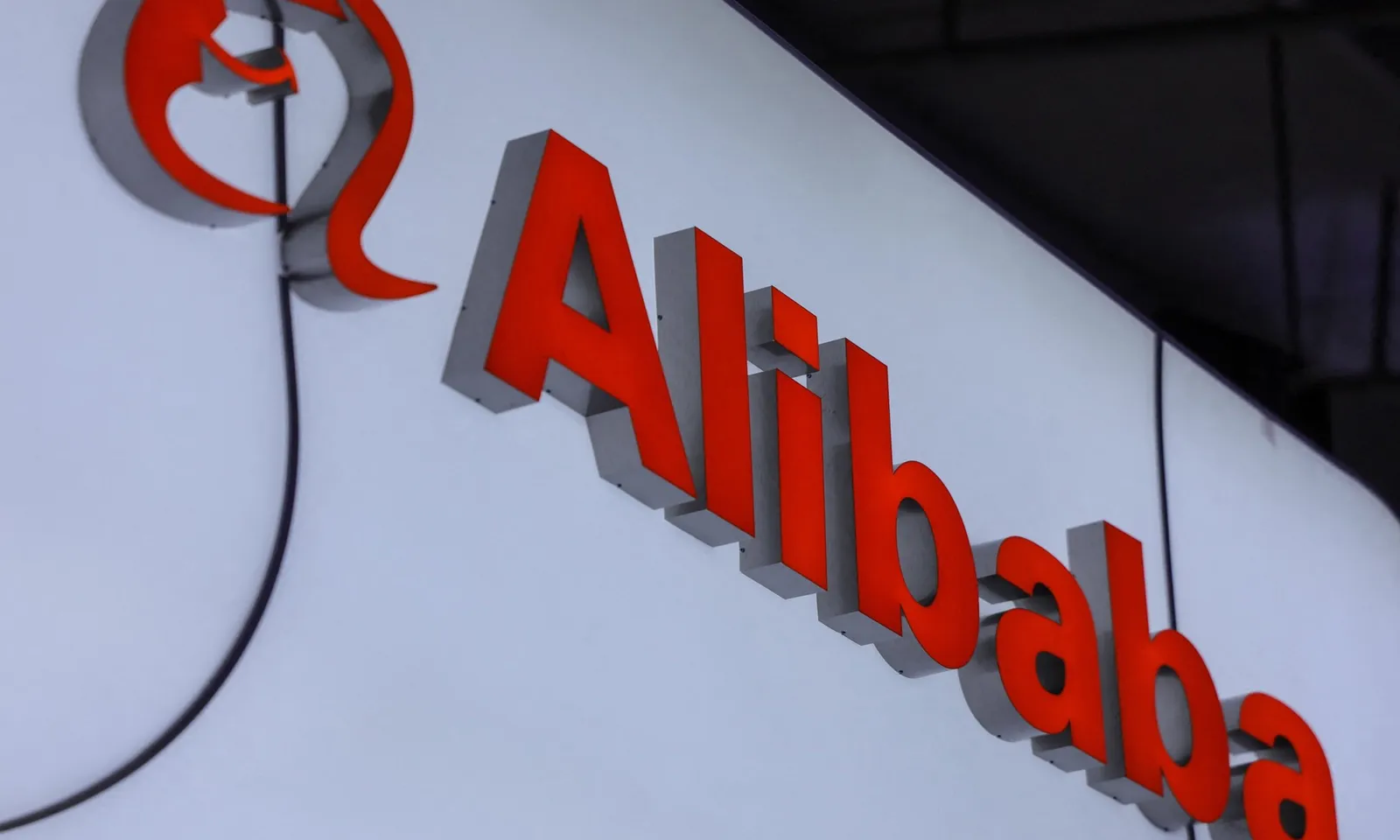 Alibaba ra mắt mô hình AI Qwen3-Max với hơn 1.000 tỷ tham số