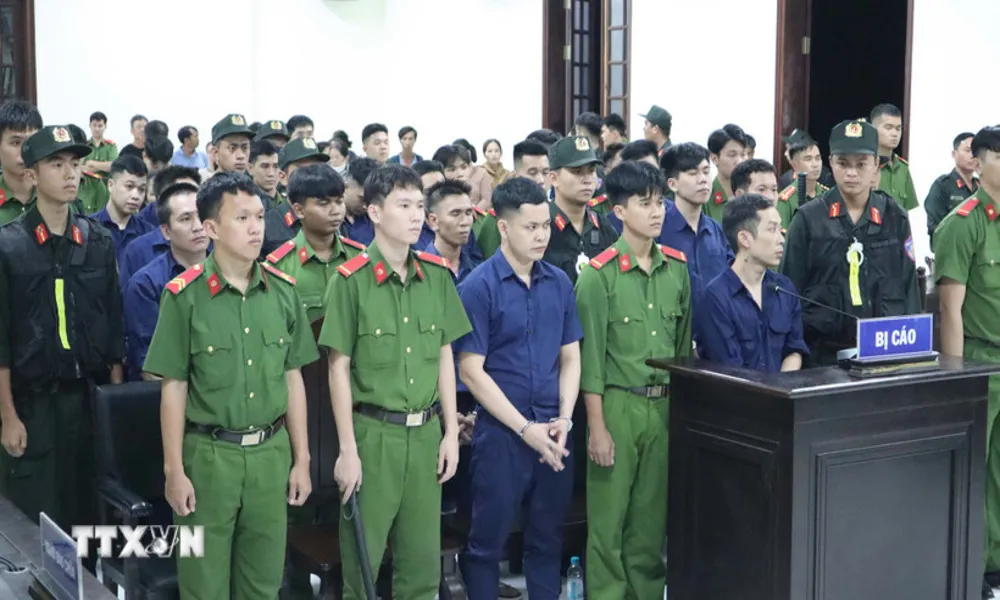 Hơn 10 đồng phạm lĩnh án 9–20 năm tù cùng “ông trùm” ma túy Đồng Nai