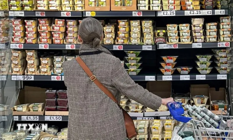 Anh dự kiến có mức lạm phát cao nhất G7 năm 2025