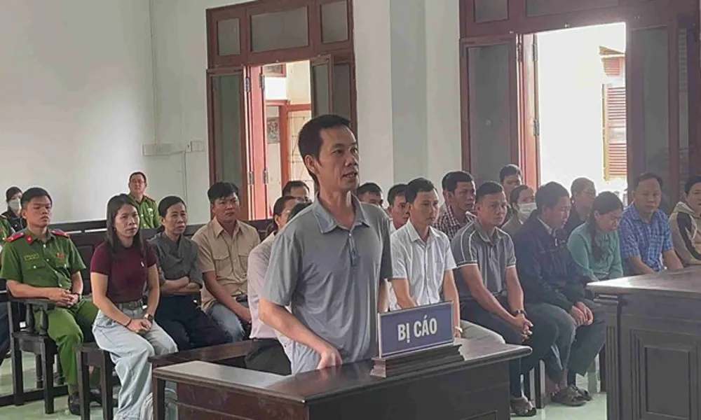 Đắk Lắk: Lập khống hồ sơ xây dựng đường, nhóm cán bộ xã bị xử lý nghiêm