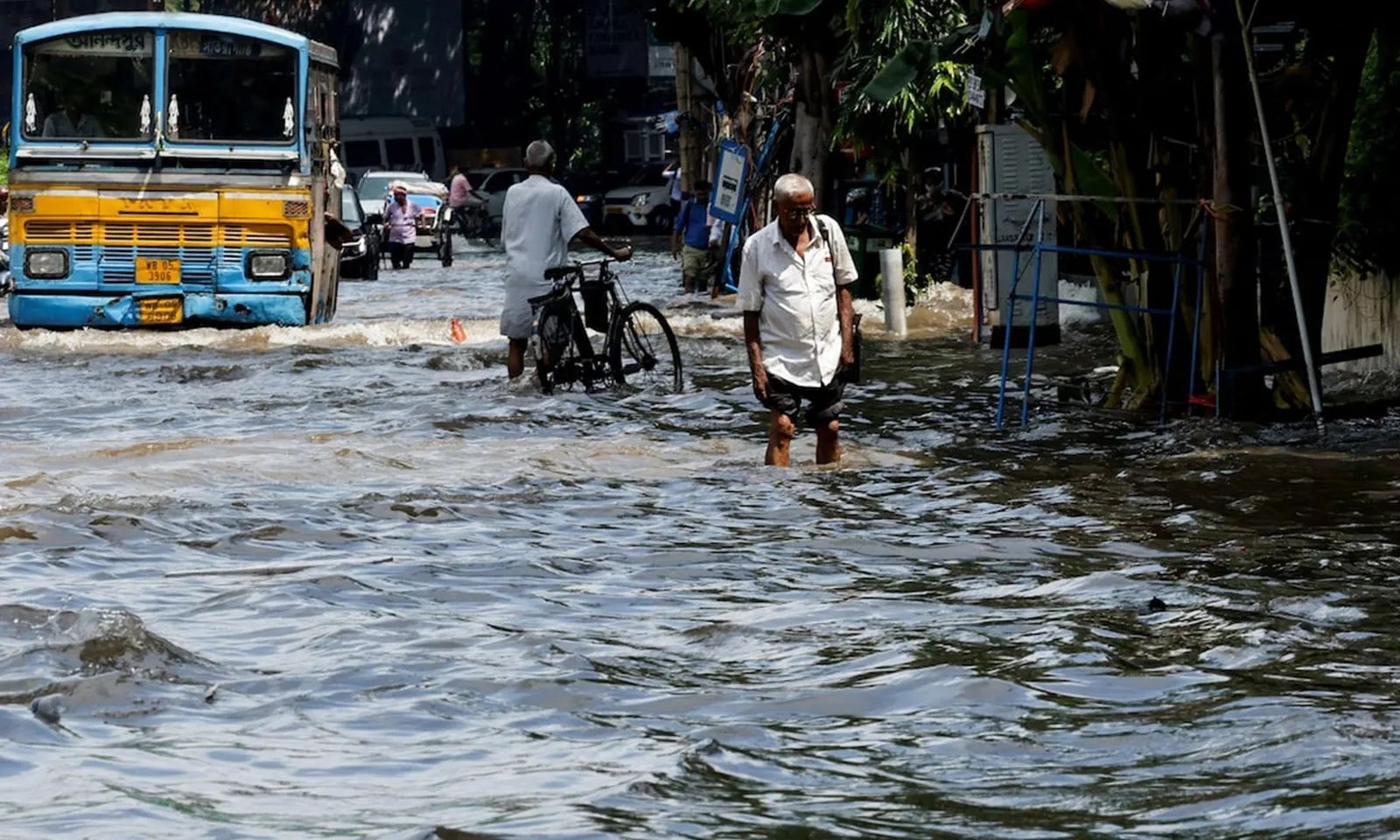 Mưa lũ lịch sử tại Kolkata, Ấn Độ: Ít nhất 12 người thiệt mạng