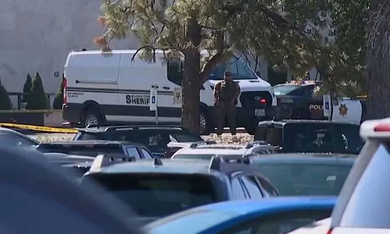 Mỹ: Nổ súng kinh hoàng tại văn phòng ICE, kẻ tấn công tự sát 