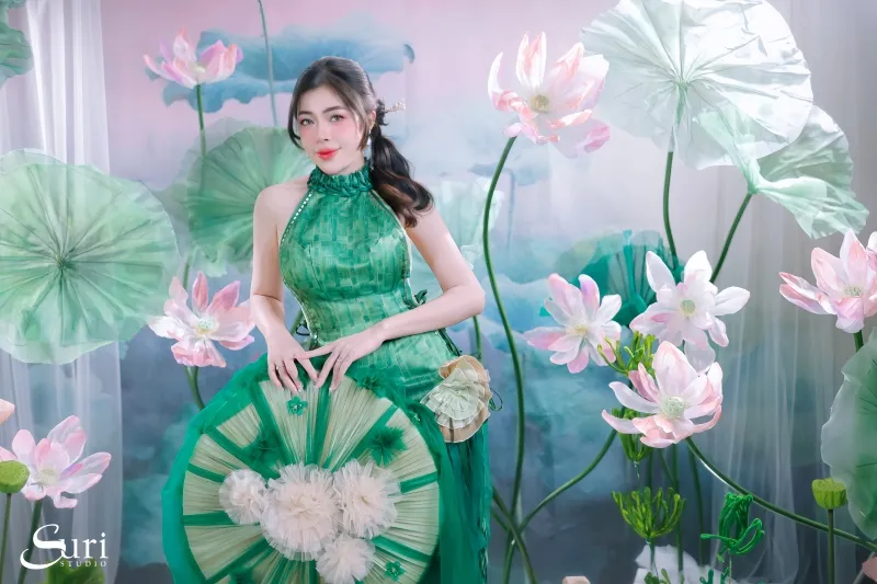 linh-barbie-co-gai-theo-duoi-dam-me-bang-moi-gia-du-bi-toxic-hang-ngay 20250925-163940-24