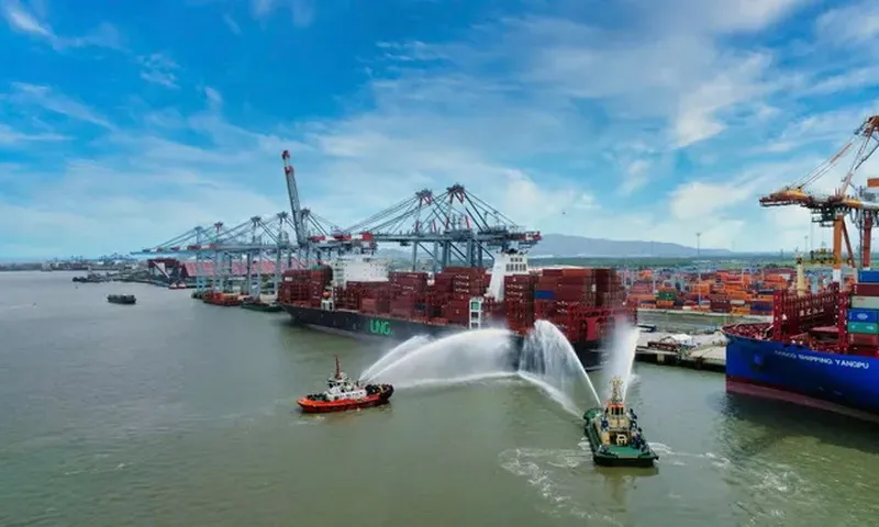 Cảng Cái Mép đón tuyến dịch vụ độc quyền đi Địa Trung Hải