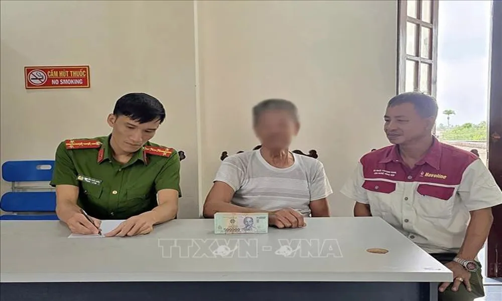 Người đàn ông suýt mất 250 triệu đồng vì tin kẻ giả danh công an