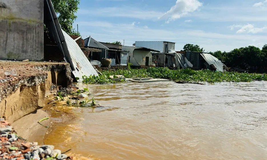 7befc227d3e059be00f1-1758942338691125158866-s