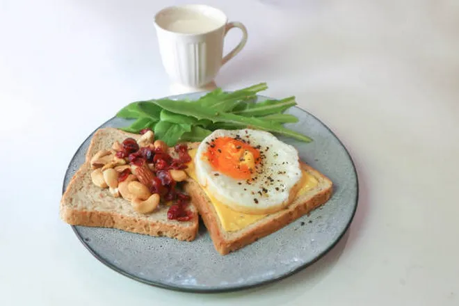 bua-sang-giai-protein