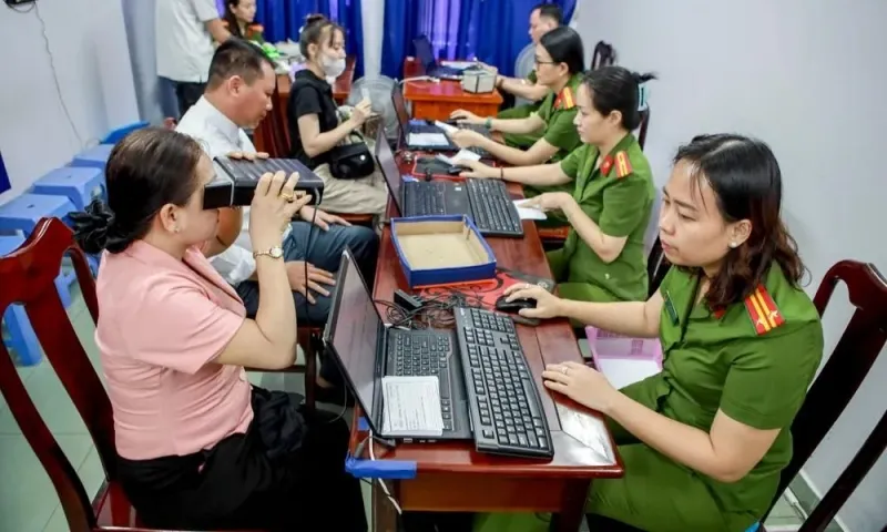 Đề xuất đổi căn cước trực tuyến khi thay đổi thông tin