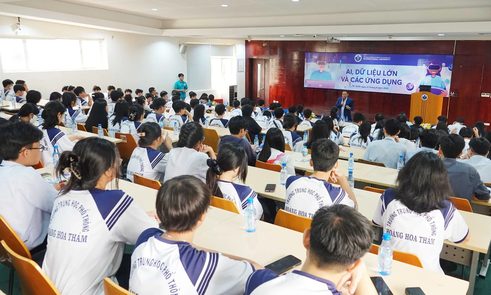 public talk-270925-1