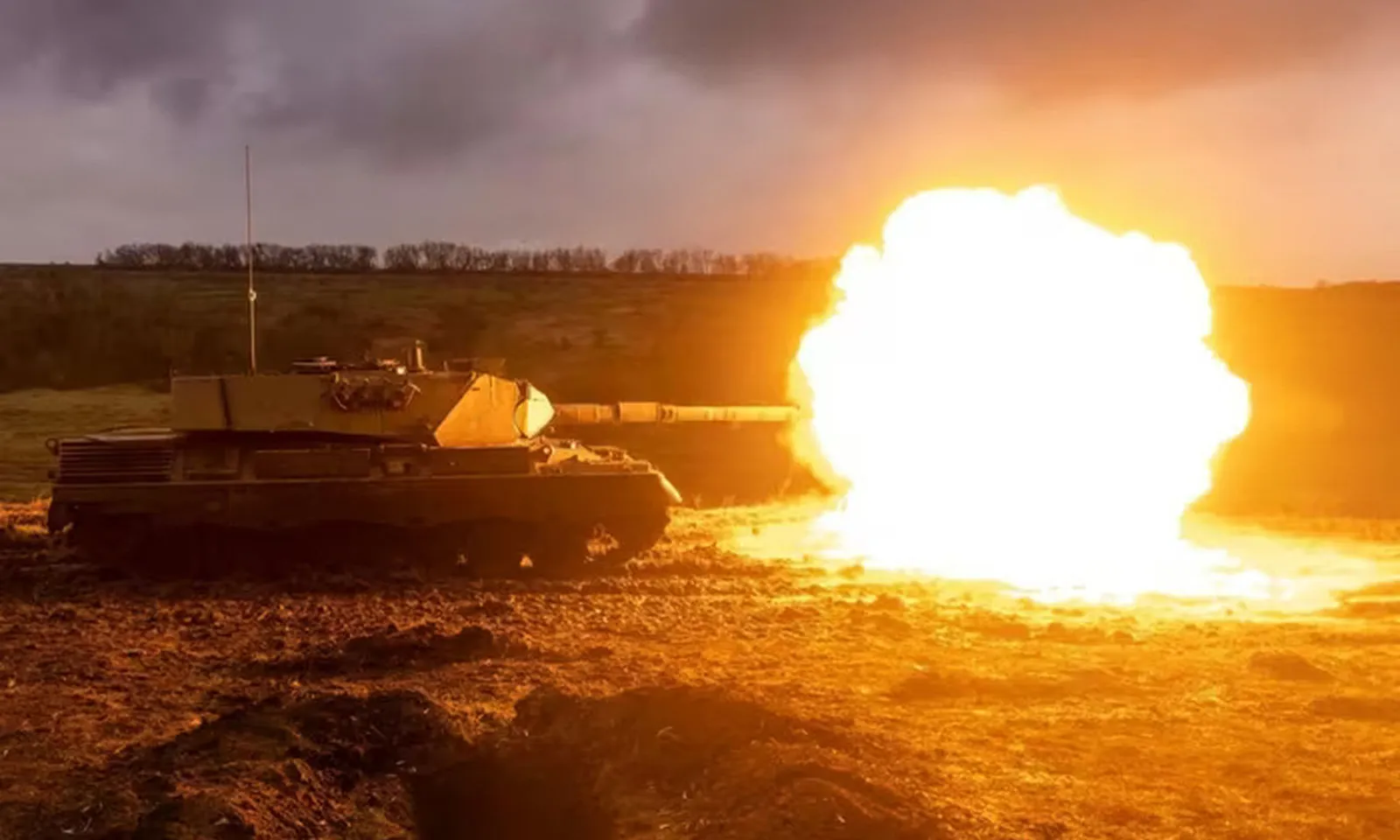 Nga - Ukraine tiếp tục có nhiều diễn biến phức tạp trên cả chiến trường lẫn ngoại giao