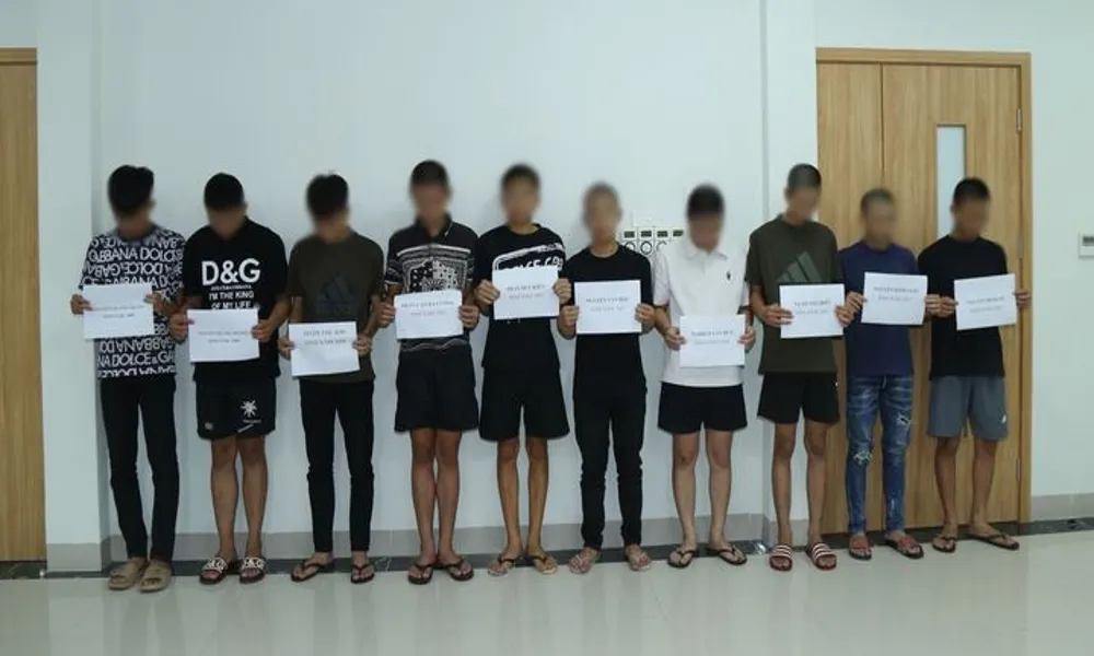 Hỗn chiến từ mâu thuẫn cá nhân, nhiều người nhập viện, 13 bị can bị khởi tố