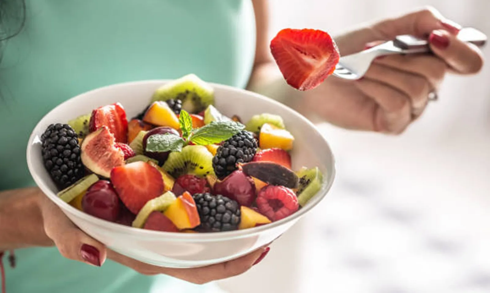 Ăn nhiều trái cây có thể giúp bảo vệ phổi trước tác hại của ô nhiễm không khí