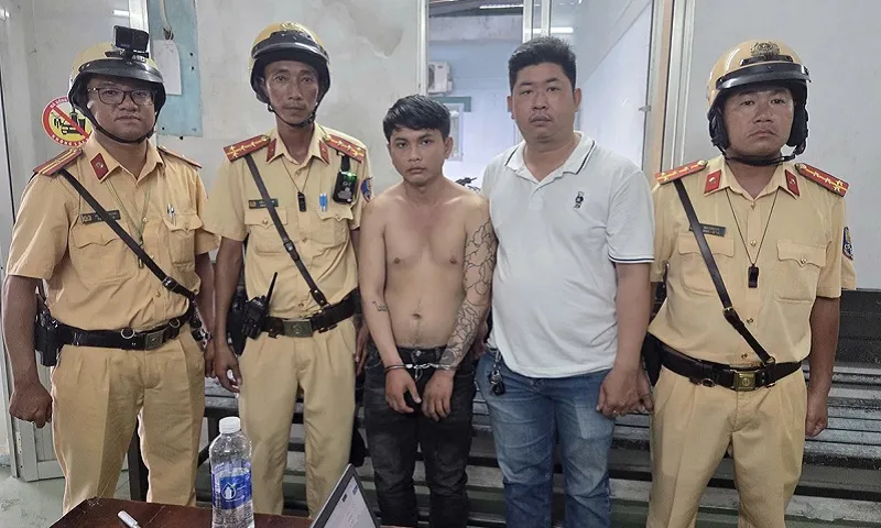 Bắt giữ kẻ trộm cắp ô tô sau cuộc truy đuổi căng thẳng hơn 50km