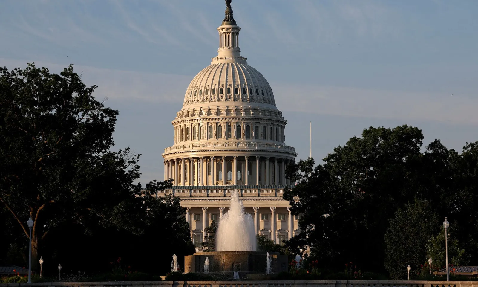 Chính phủ Mỹ cận kề nguy cơ đóng cửa