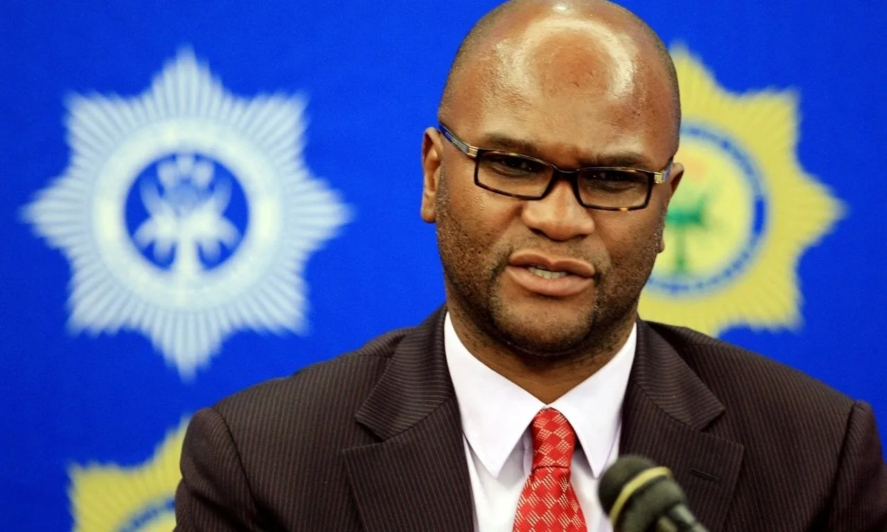 Đại sứ Nam Phi tại Pháp tử vong, nghi vấn tự sát