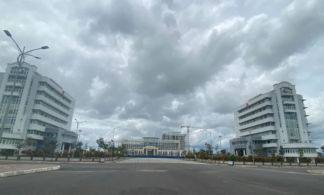 Lợi dụng công trình bỏ trống, nhóm thanh niên trộm tài sản Nhà nước