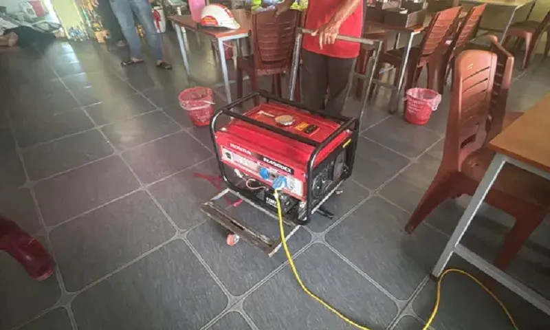  Nghệ An: Hai cha con tử vong trong phòng ngủ, nghi do máy phát điện