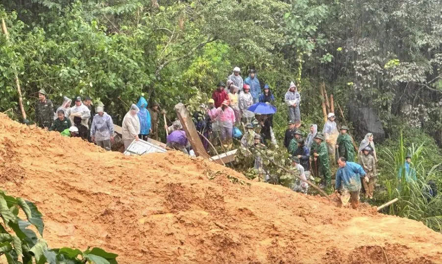 Nhiều tỉnh Bắc bộ và Bắc Trung bộ đối mặt nguy cơ lũ quét, sạt lở đất do mưa lớn tiếp diễn