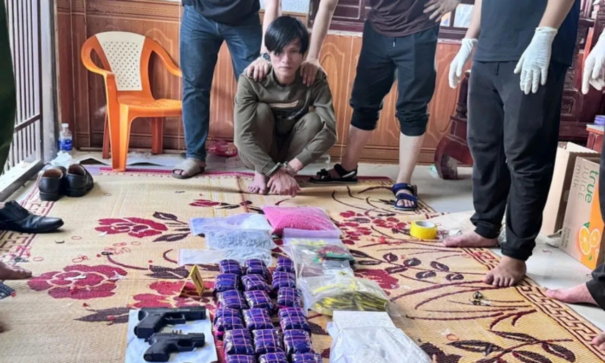Trùm ma túy ở Quảng Trị sa lưới, thu giữ 14kg hàng cấm và súng quân dụng