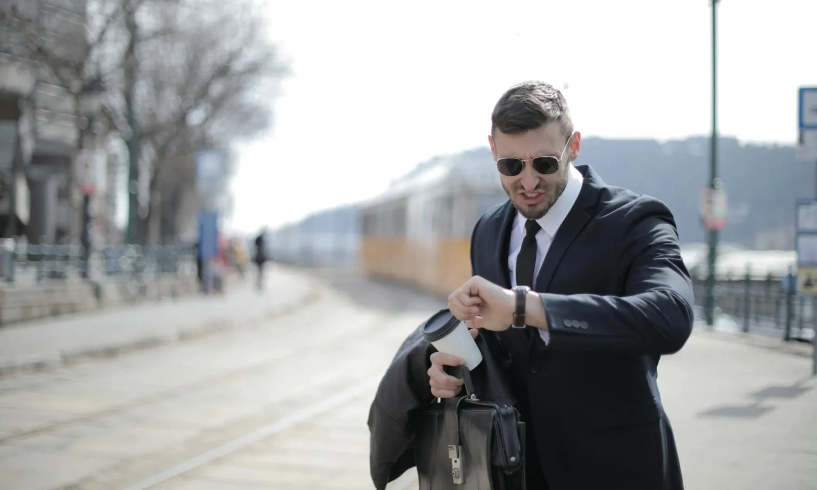 Người hay đi muộn có thể mắc hội chứng ảo tưởng lập kế hoạch