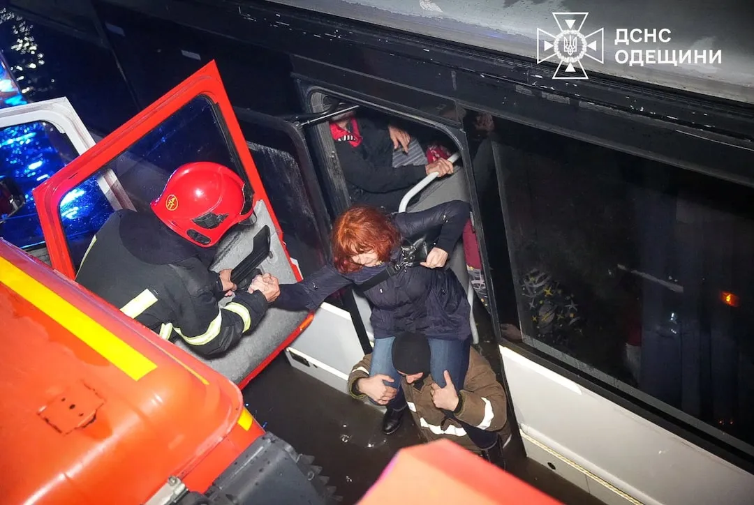 YNWDTIILBZIFBK3U46DUMRZVT4