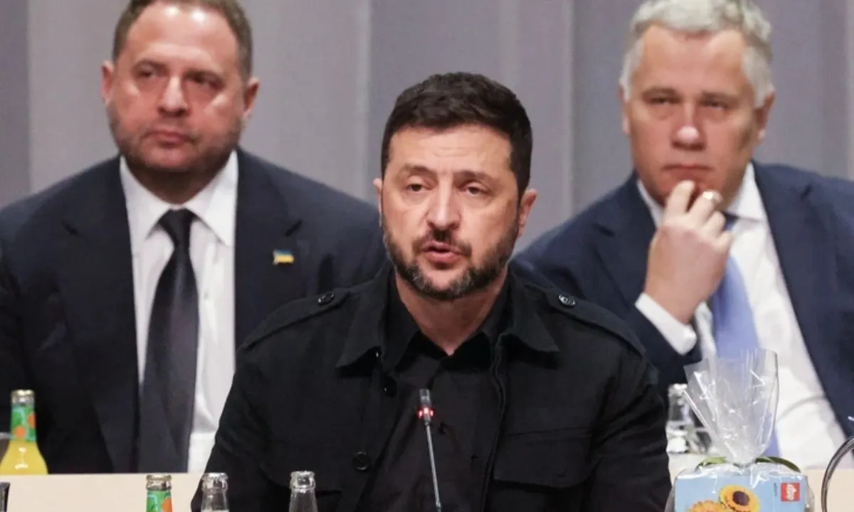 Ông Zelensky cảnh báo Nga dùng drone đe dọa châu Âu, ông Putin bác bỏ
