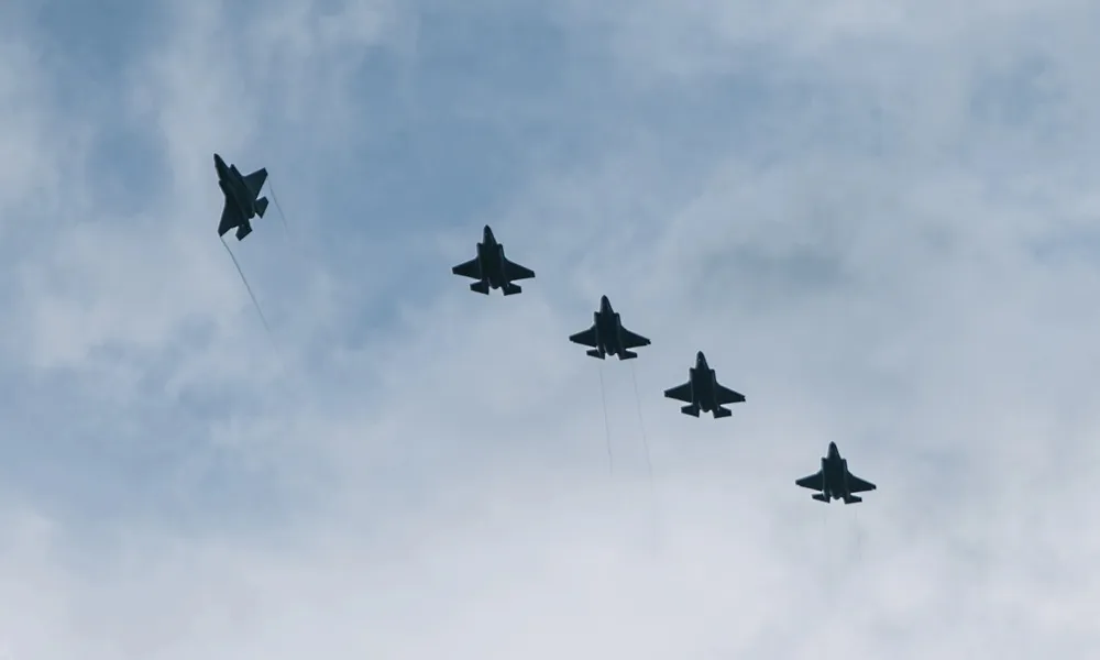 F-35-1759456129-6303-1759456542