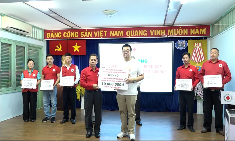 HOI CTD - UNG HO THIEN TAI.00_01_31_09.Still005