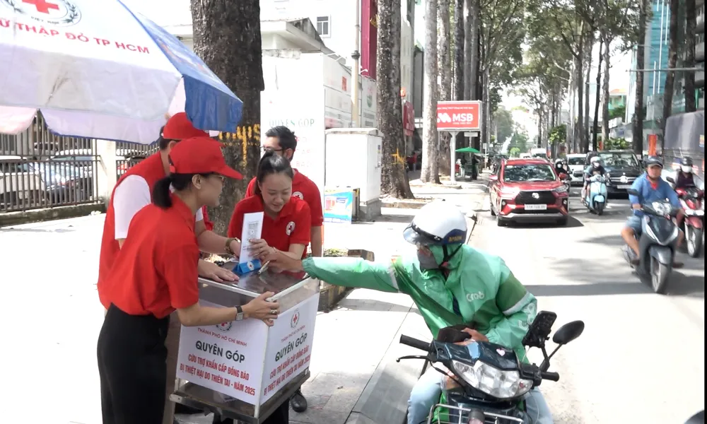 Một tấm lòng – Một hy vọng: Cùng sẻ chia với đồng bào sau bão số 10