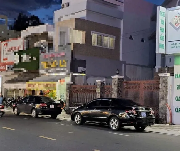 lua-dao-bang-chieu-gia-mao-truong-dai-hoc-de-tuyen-dung-5-1754912980546840700186