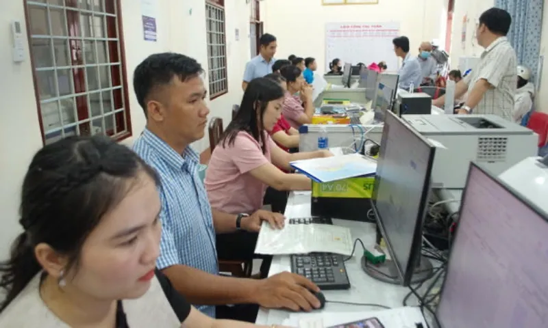 Chống lãng phí nguồn lực công trong sắp xếp và tinh gọn bộ máy 