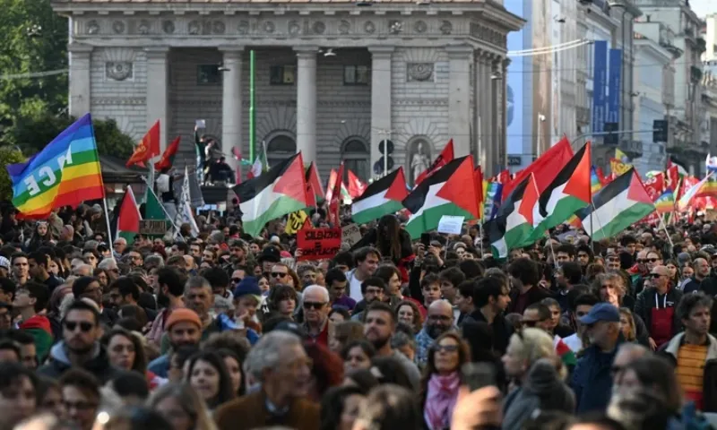 Israel chặn toàn bộ 42 tàu cứu trợ Gaza