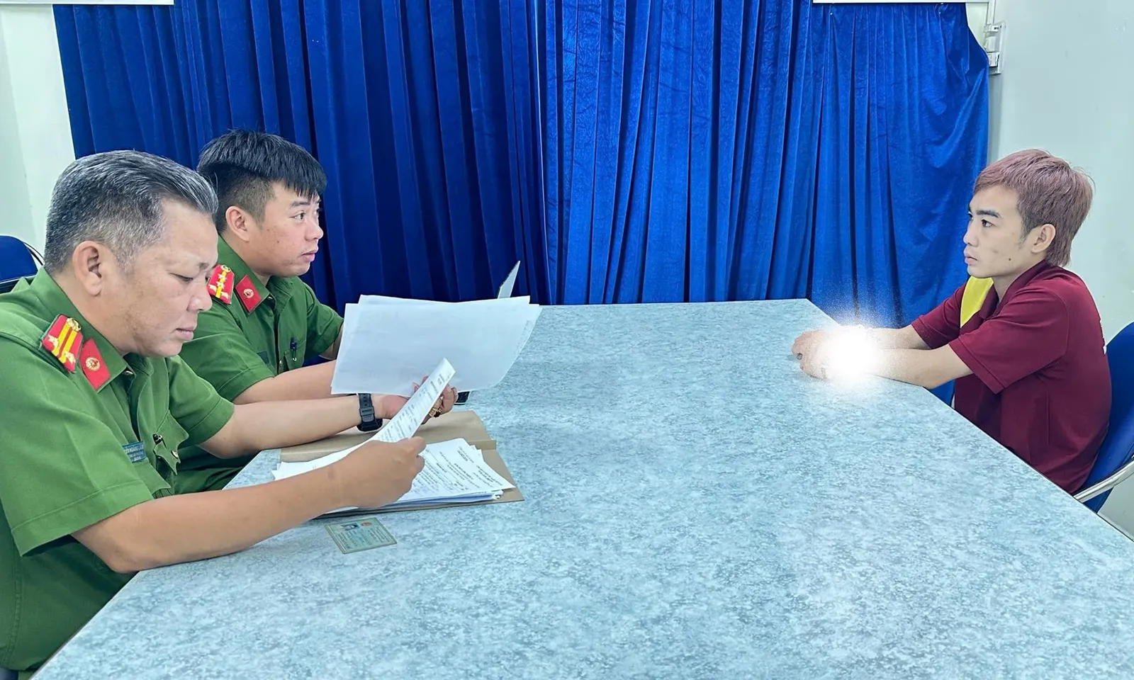 Truy xét nhanh đối tượng trộm ba lô của Việt kiều Canada