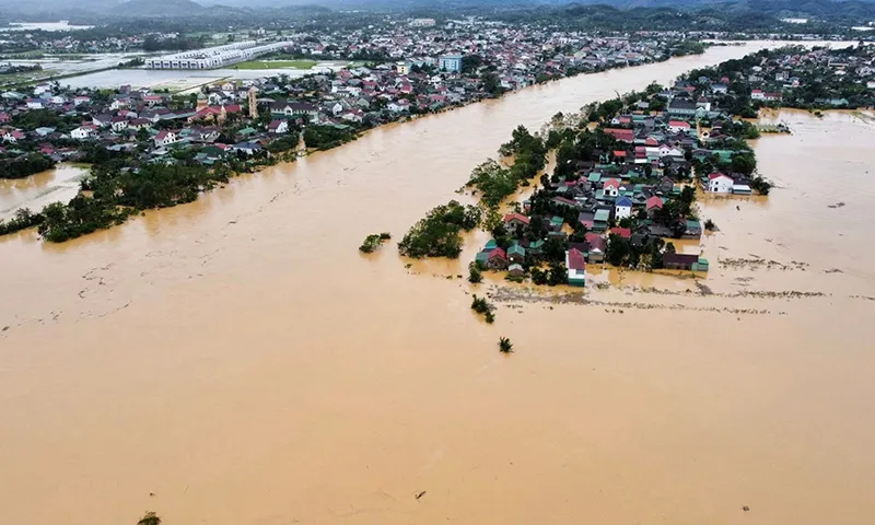 Ban Chỉ đạo Phòng thủ dân sự quốc gia ra công điện về ứng phó bão số 11