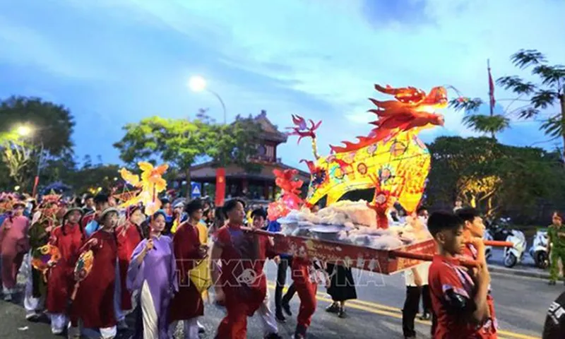 Khai mạc Ngày hội quảng diễn Lân - Sư - Rồng và rước đèn Trung thu