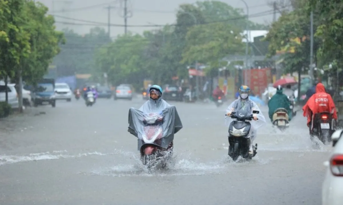 Miền Bắc mưa lớn diện rộng do bão số 11: Cảnh báo ngập úng, lũ quét