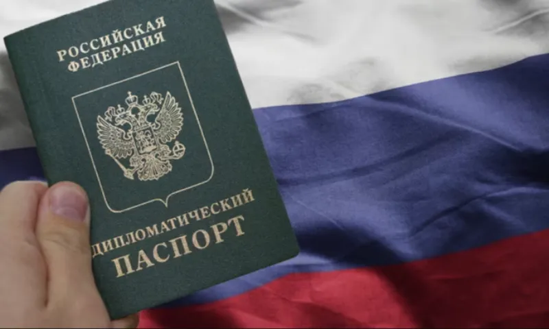 EU kiểm soát chặt hoạt động ngoại giao Nga giữa lo ngại gián điệp